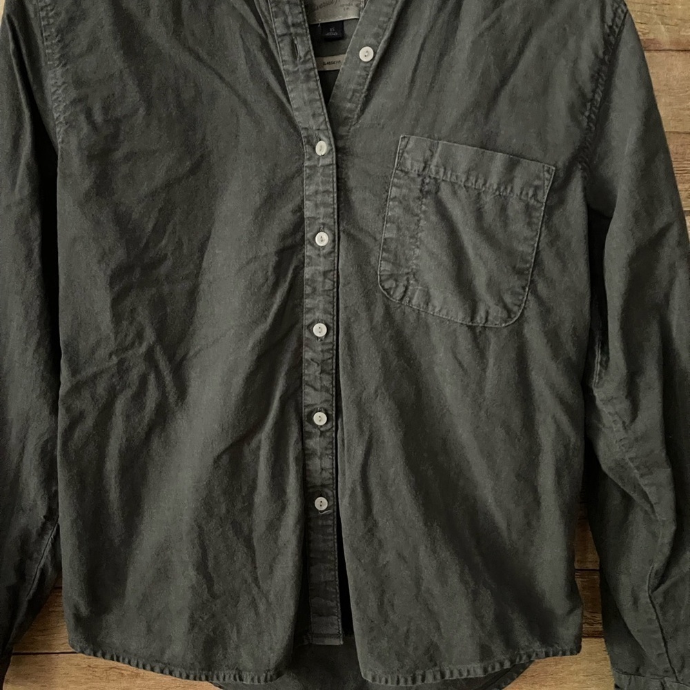 Universal Thread Womens Button Down Chambray Shir… - image 2